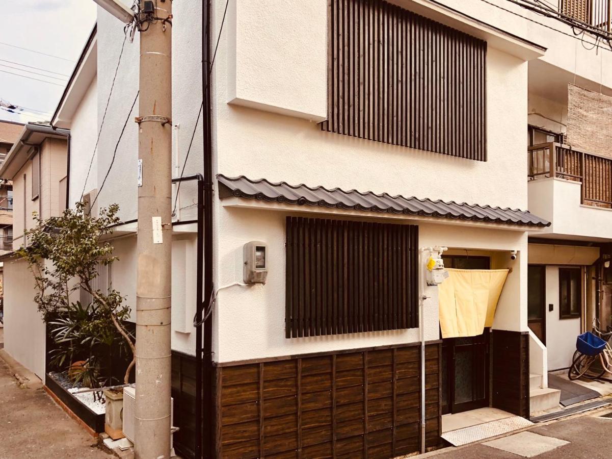 Apartment Art House Ōsaka