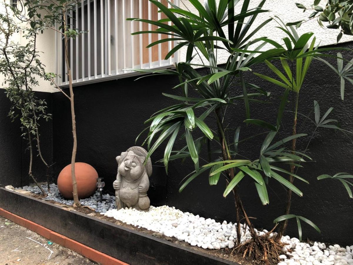 Apartment Art House Ōsaka